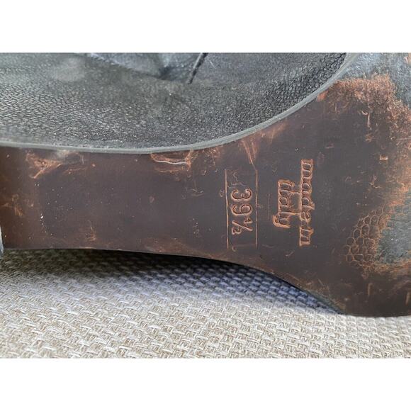 Kenneth Cole Italy Tall Wedge Boots Women’s 8.5, Black Leather Embroidered 39.5 - Picture 12 of 13